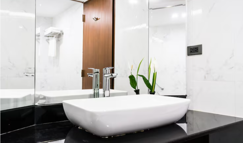 Modern Bathroom